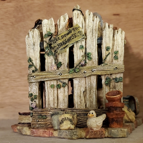 Boyd's The Bearstone Collection Resin - Picture 3 of 6